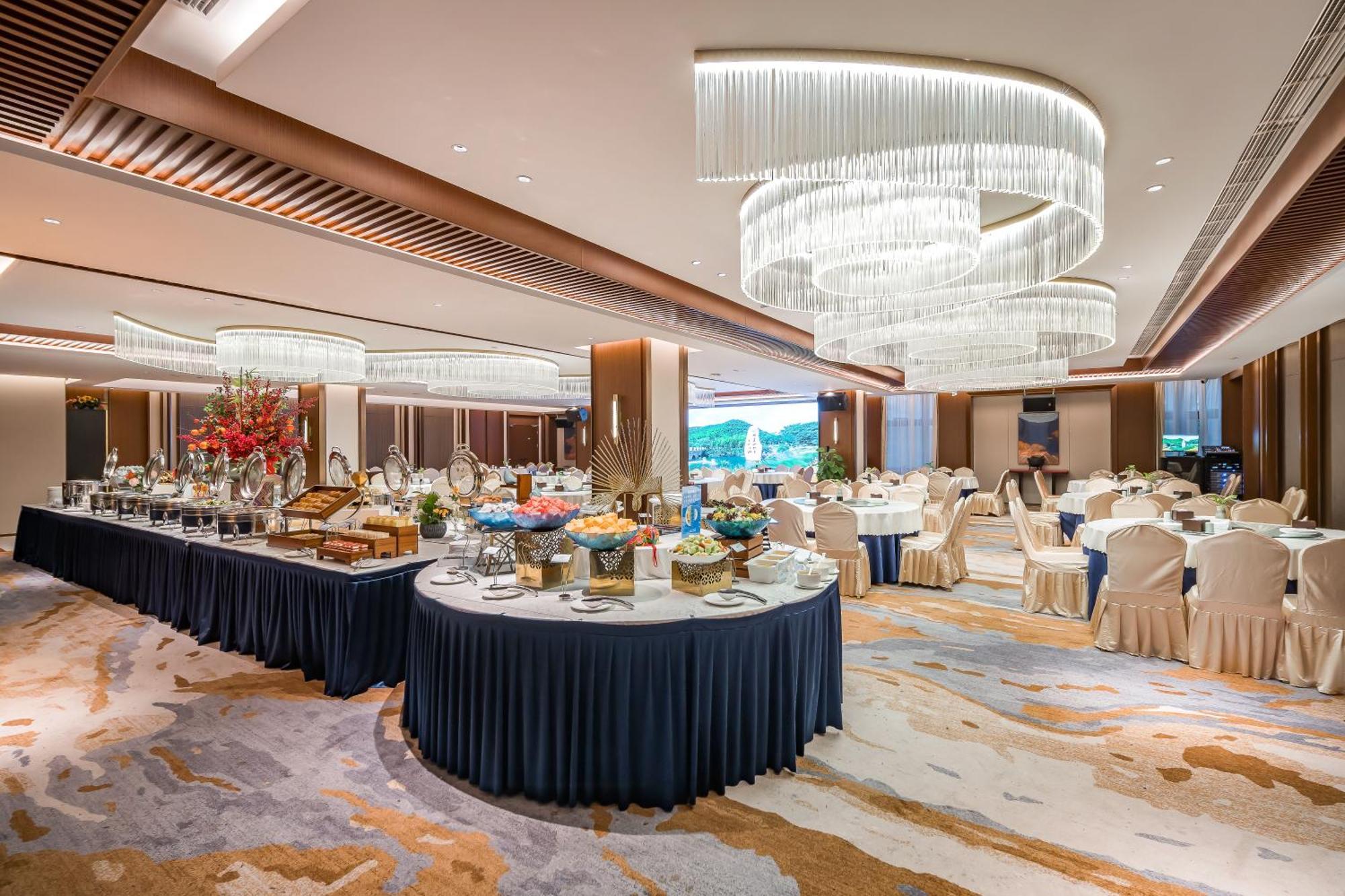 Beijing Guangxi Hotel Bagian luar foto