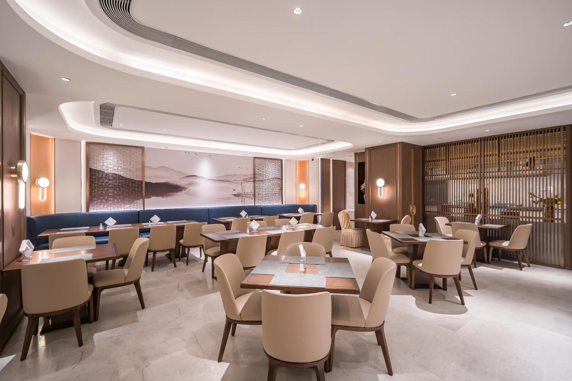 Beijing Guangxi Hotel Bagian luar foto